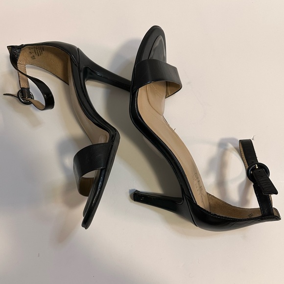 👡 Naturalizer Women's Leah Ankle Strap Heeled Sandal - Size 9W  👡 - Picture 5 of 13